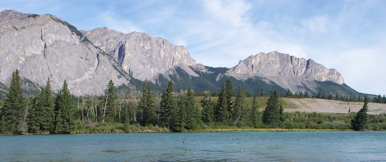 bow river and yamnuska